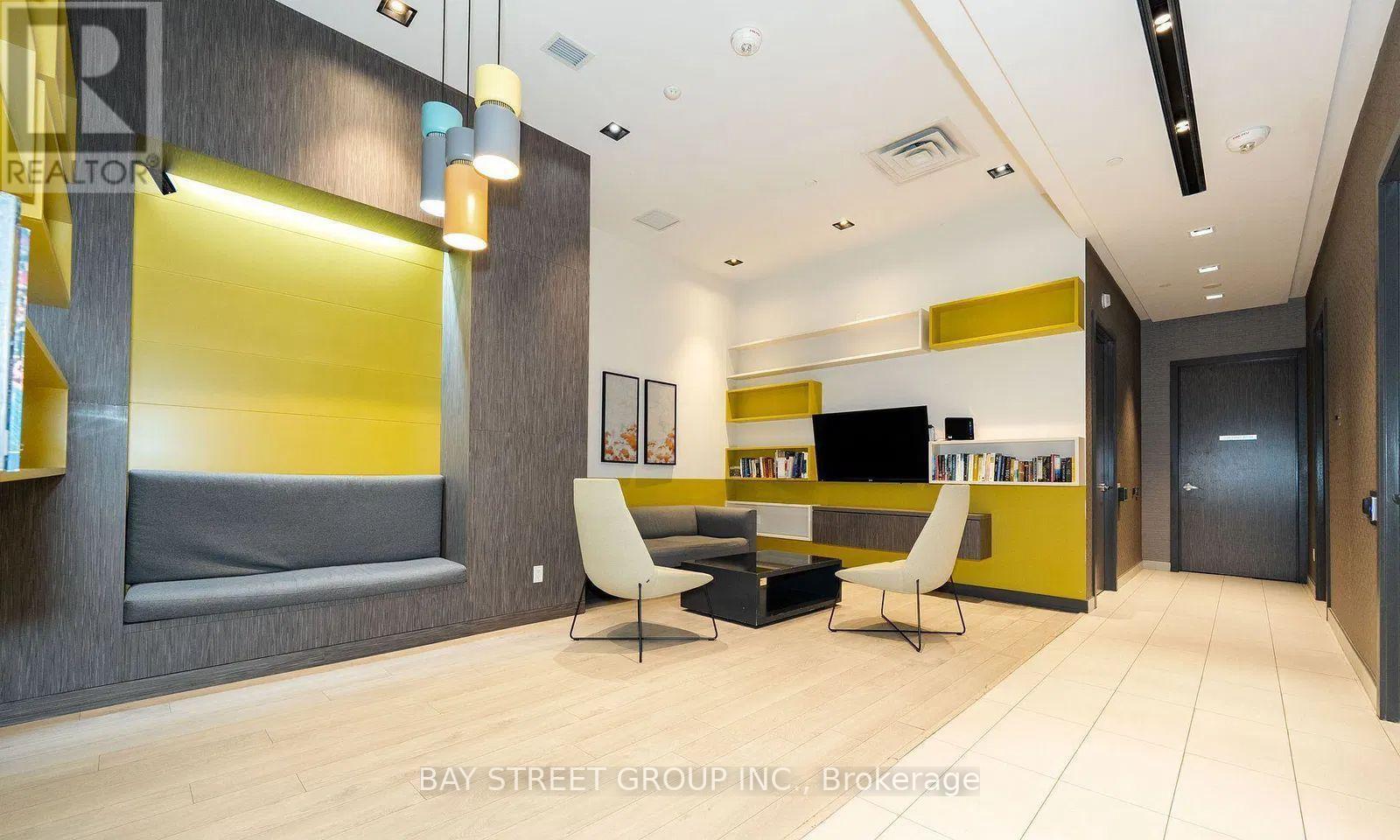 1211 - 128 Fairview Mall Drive, Toronto, ON - Indoor