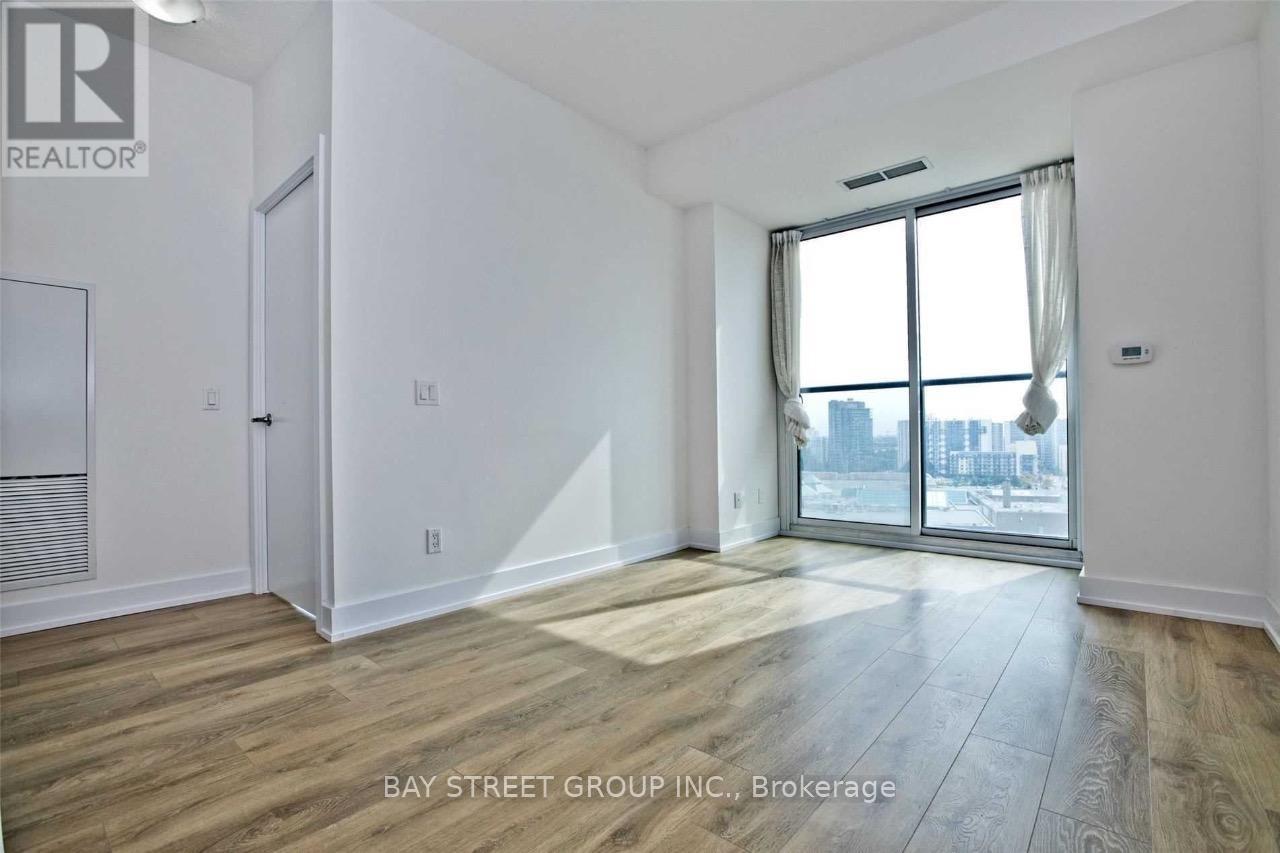 1211 - 128 Fairview Mall Drive, Toronto, ON - Indoor Photo Showing Other Room