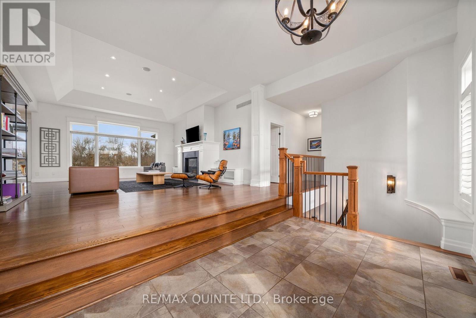 54 Settlers Landing Drive, Quinte West (Sidney Ward), ON - Indoor