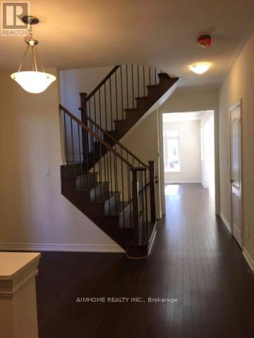 19 Hancock Street, Aurora, ON - Indoor Photo Showing Other Room