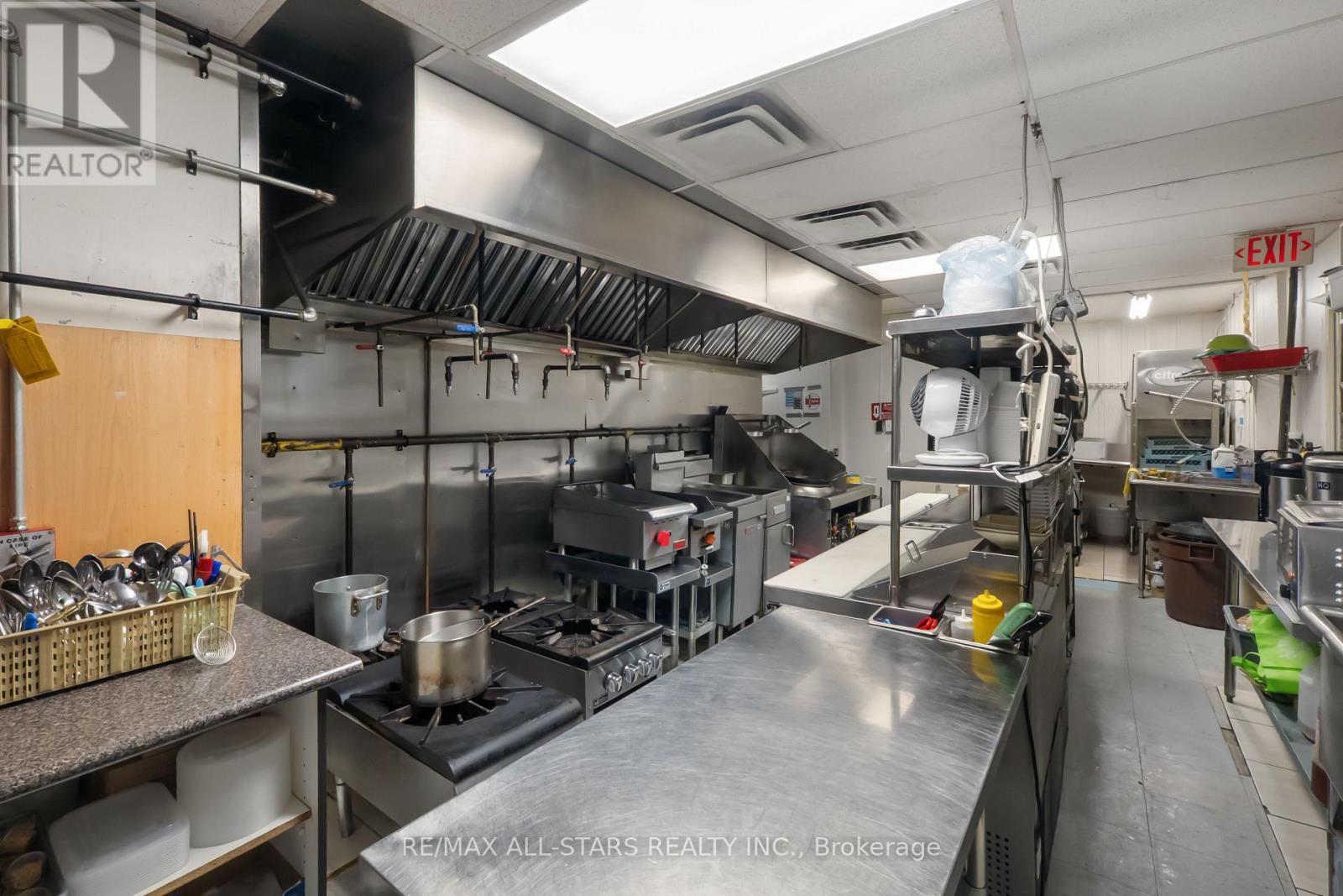 289 The Queensway Avenue S, Georgina, ON