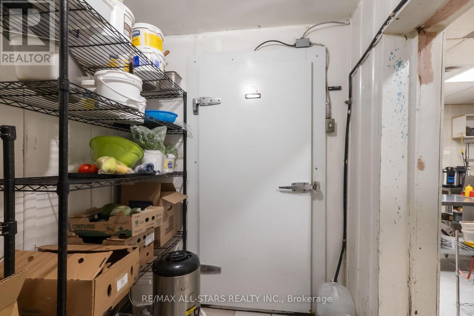 289 The Queensway Avenue S, Georgina, ON