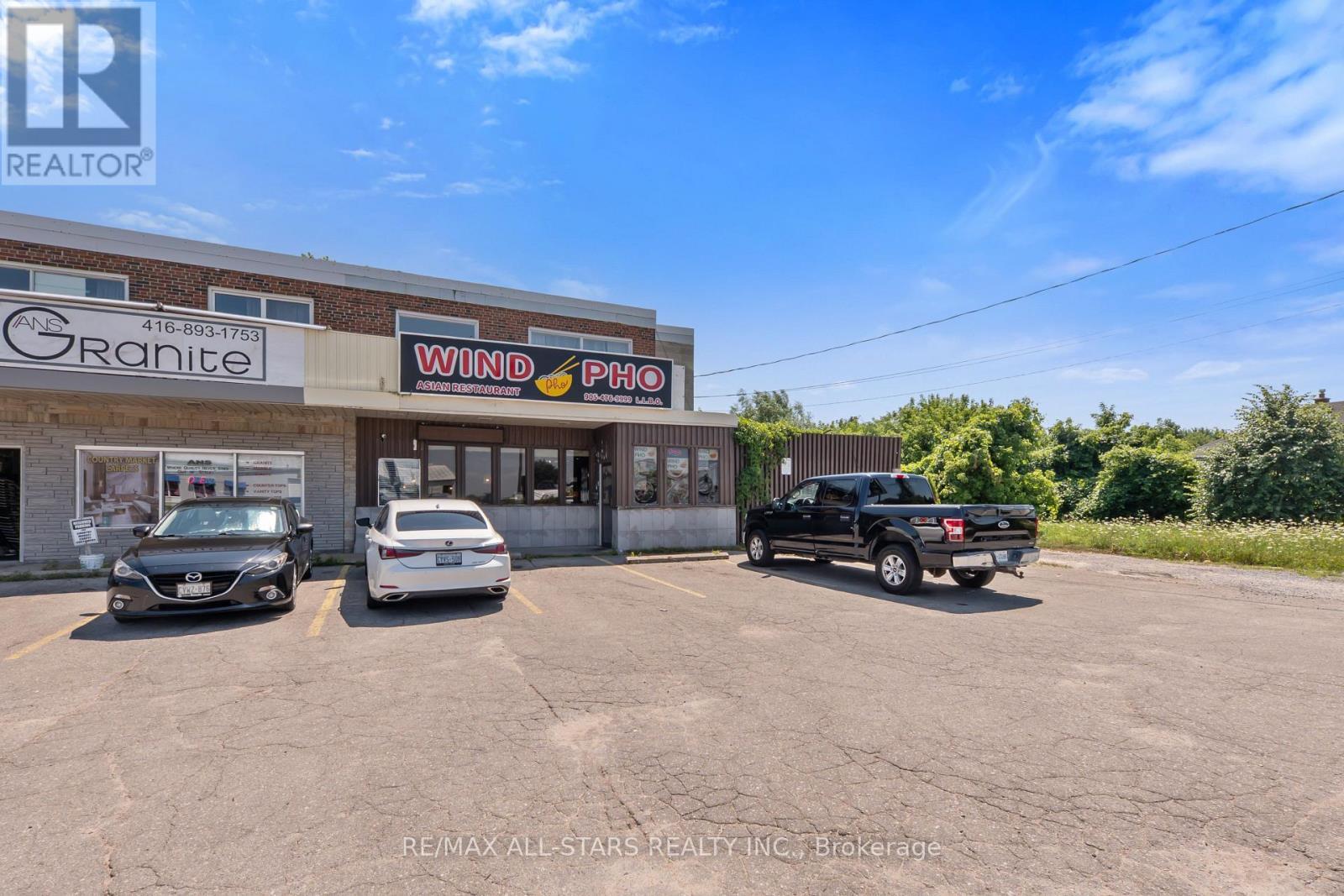 289 The Queensway Avenue S, Georgina, ON