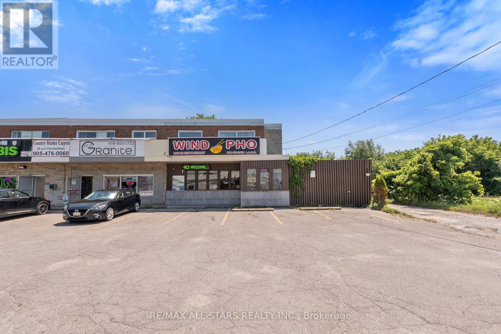 289 The Queensway Avenue S, Georgina, ON