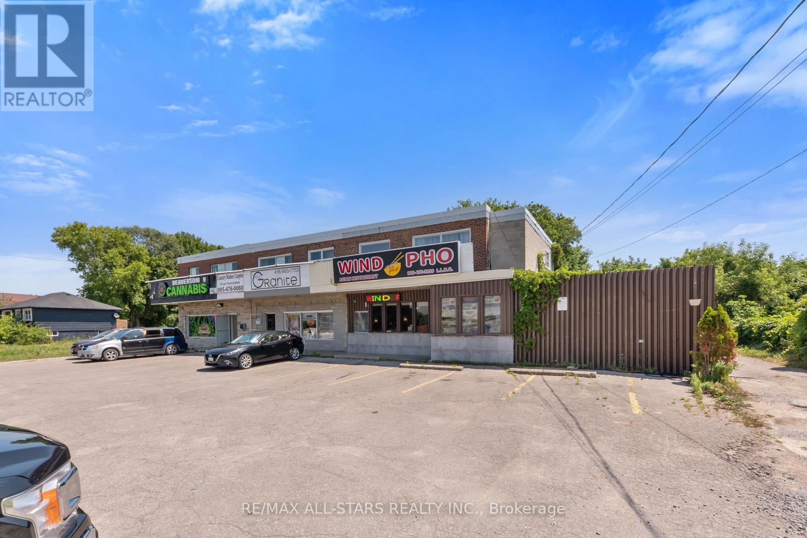 289 The Queensway Avenue S, Georgina, ON