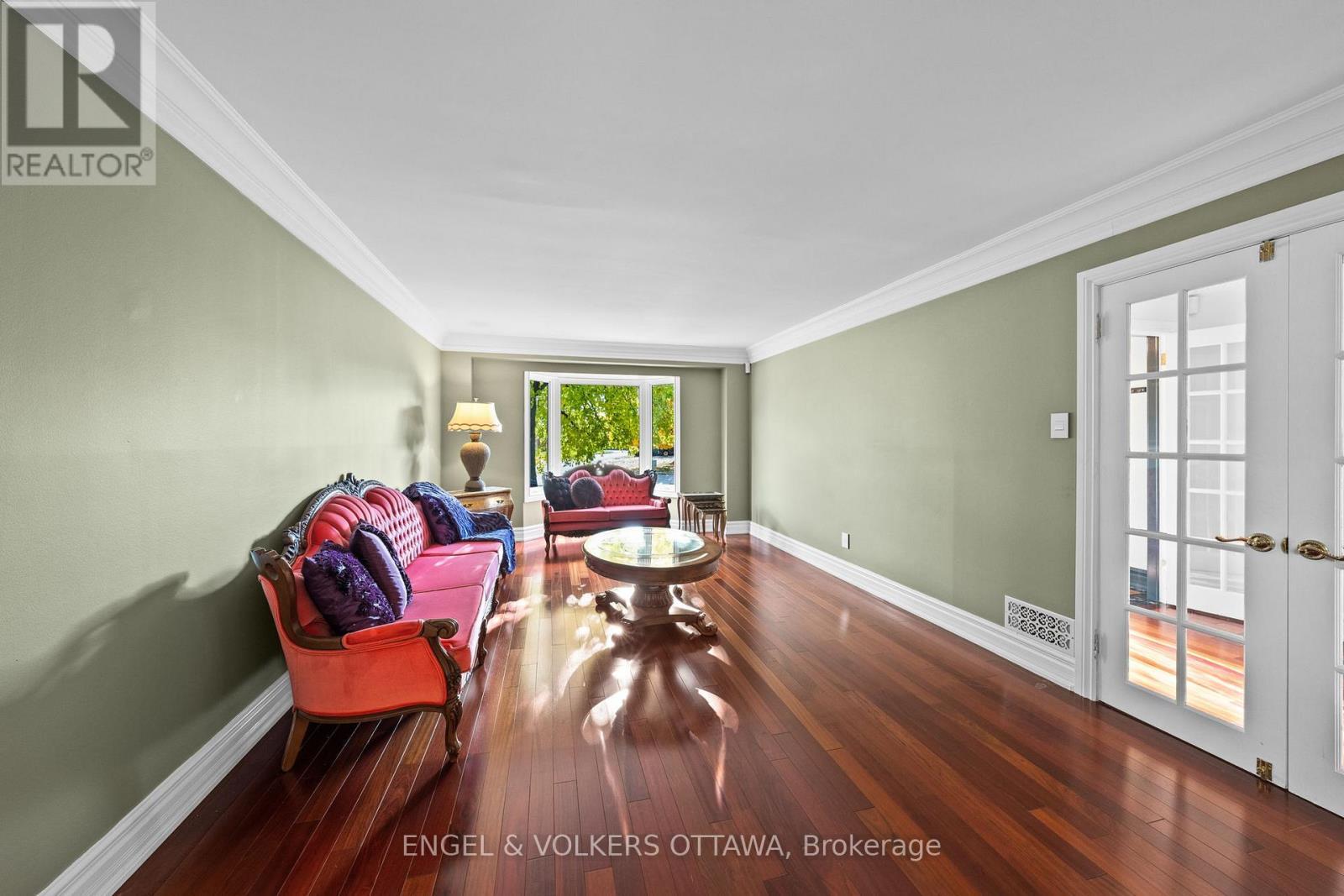 563 Merkley Drive, Ottawa, ON - Indoor