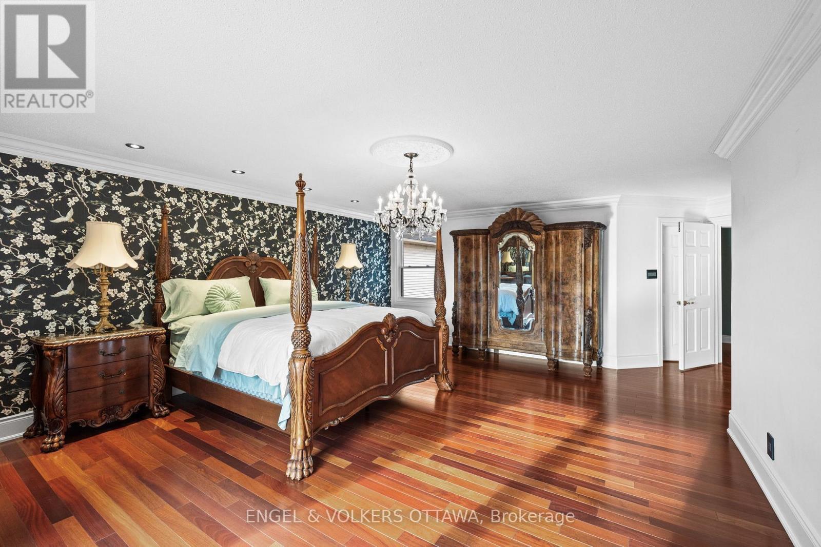 563 Merkley Drive, Ottawa, ON - Indoor Photo Showing Bedroom