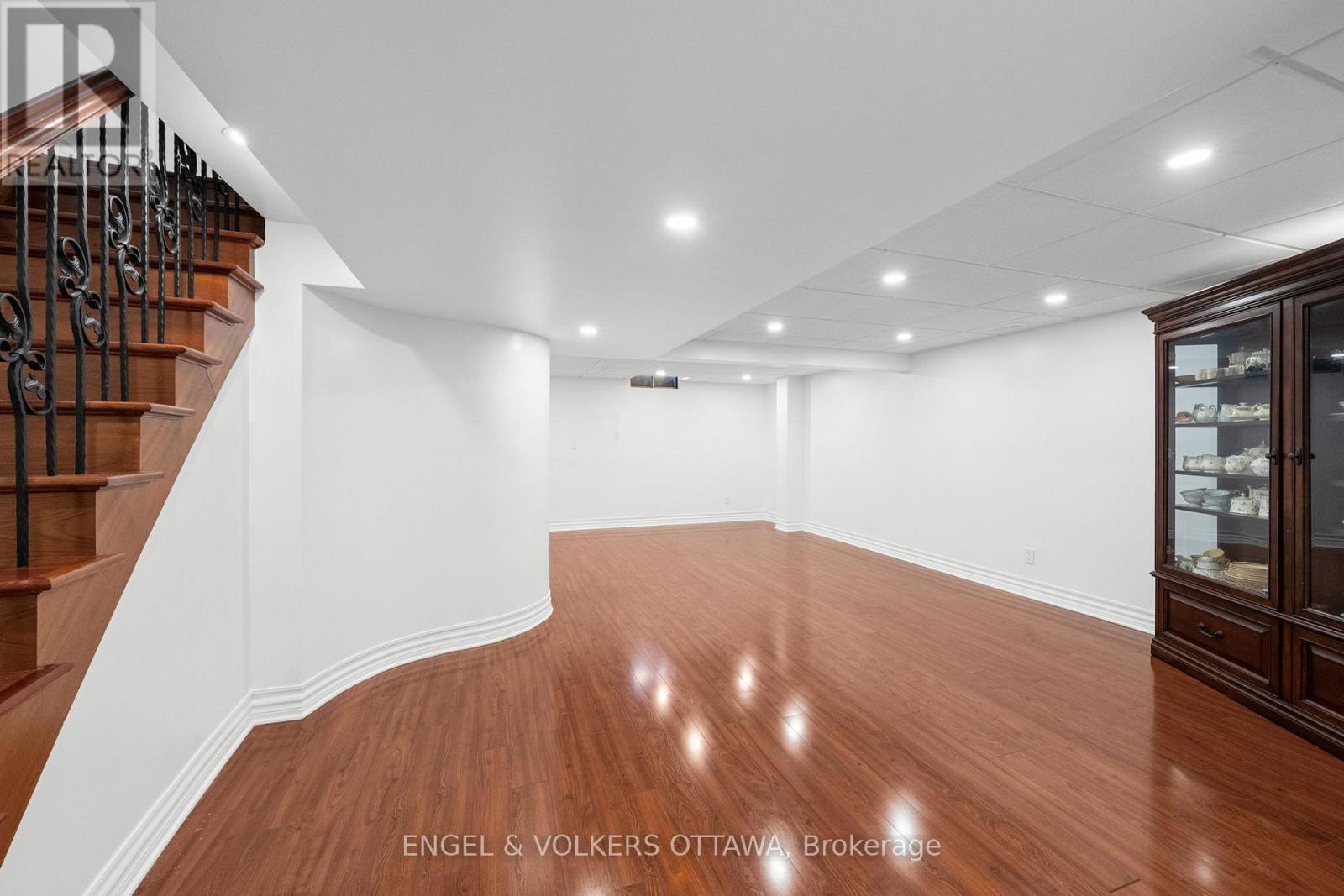 563 Merkley Drive, Ottawa, ON - Indoor Photo Showing Other Room