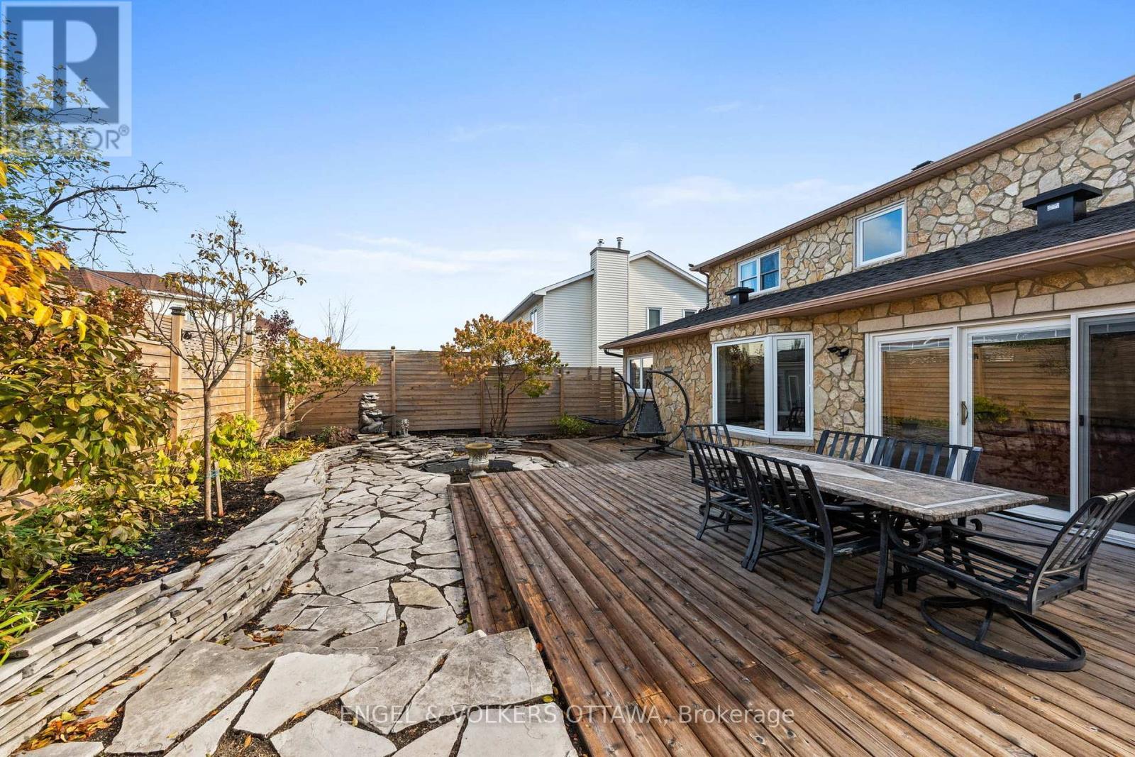 563 Merkley Drive, Ottawa, ON - Outdoor With Deck Patio Veranda