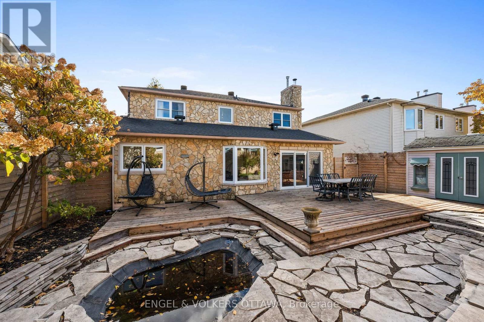 563 Merkley Drive, Ottawa, ON - Outdoor With Deck Patio Veranda