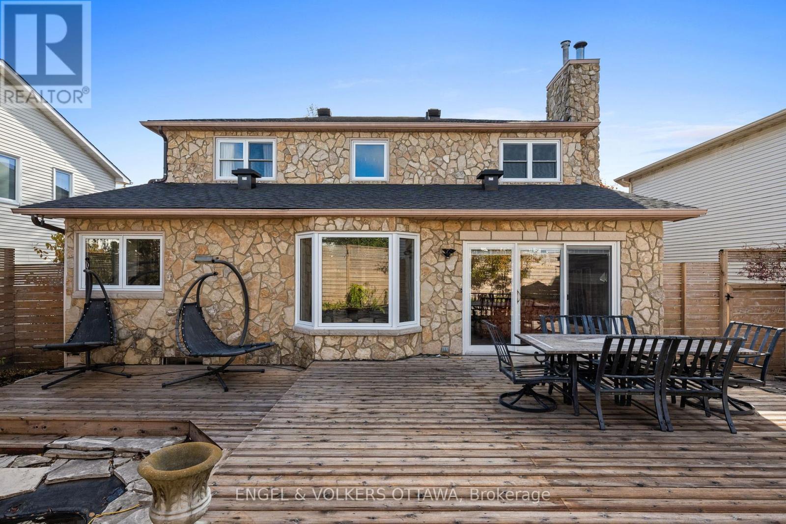 563 Merkley Drive, Ottawa, ON - Outdoor With Deck Patio Veranda