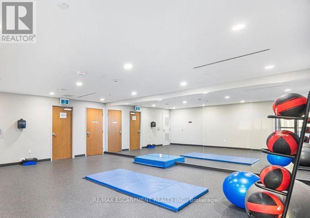 3911 - 20 Shore Breeze Drive, Toronto, ON - Indoor Photo Showing Other Room