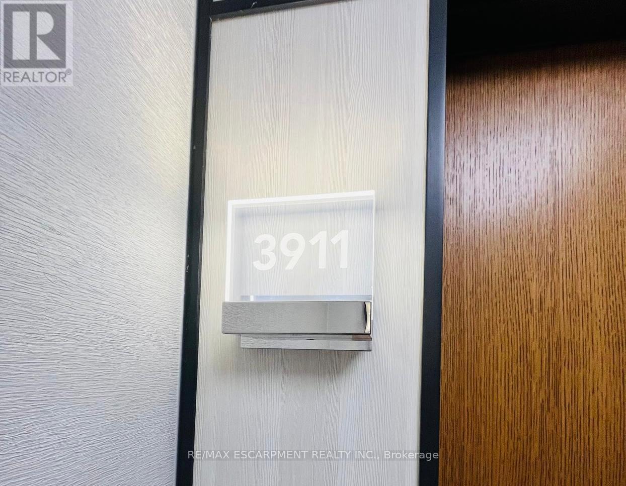3911 - 20 Shore Breeze Drive, Toronto, ON -