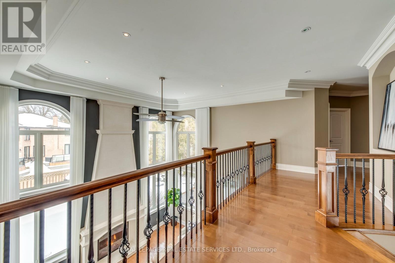 3341 Lakeshore Road, Burlington, ON - Indoor Photo Showing Other Room