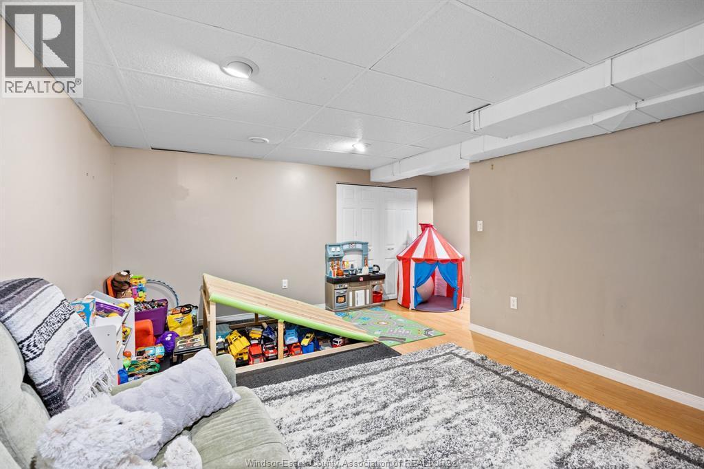 330 Fryer Street, Amherstburg, ON - Indoor Photo Showing Other Room