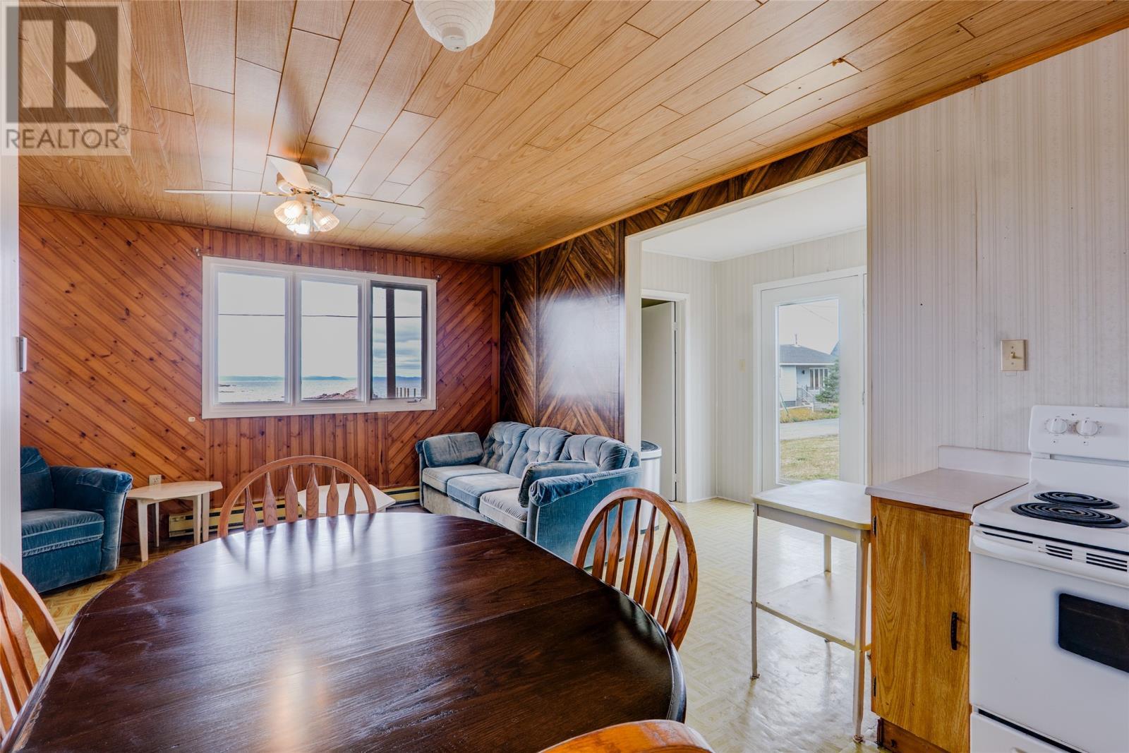 1-2 Easy Street, Hearts Delight, NL - Indoor Photo Showing Dining Room
