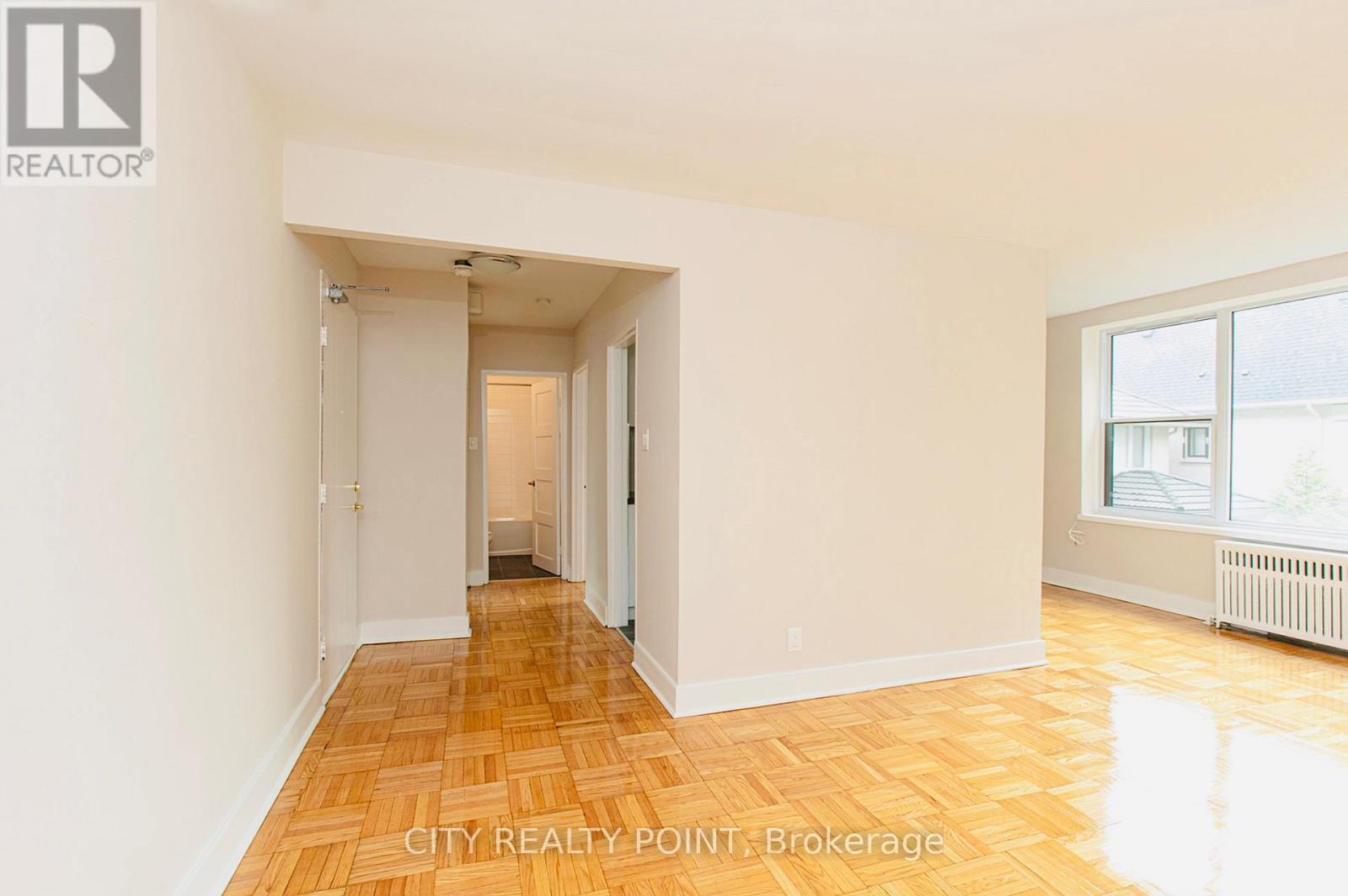 404 - 1545 Bathurst Street, Toronto, ON - Indoor Photo Showing Other Room