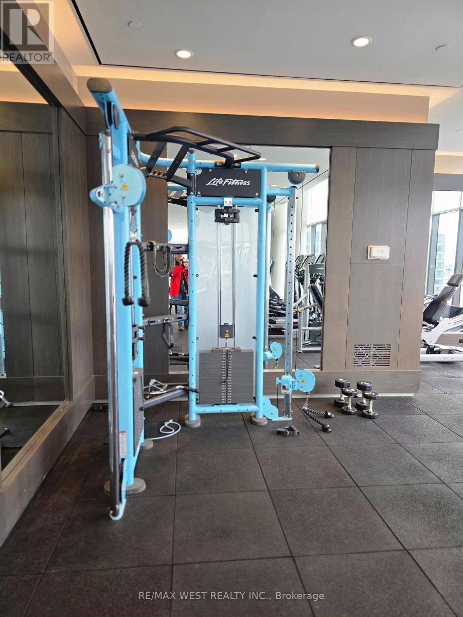 617 - 12 Bonnycastle Street, Toronto, ON - Indoor Photo Showing Gym Room