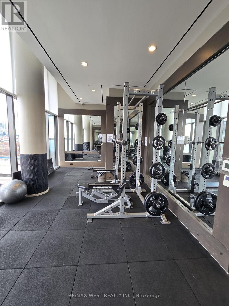 617 - 12 Bonnycastle Street, Toronto, ON - Indoor Photo Showing Gym Room