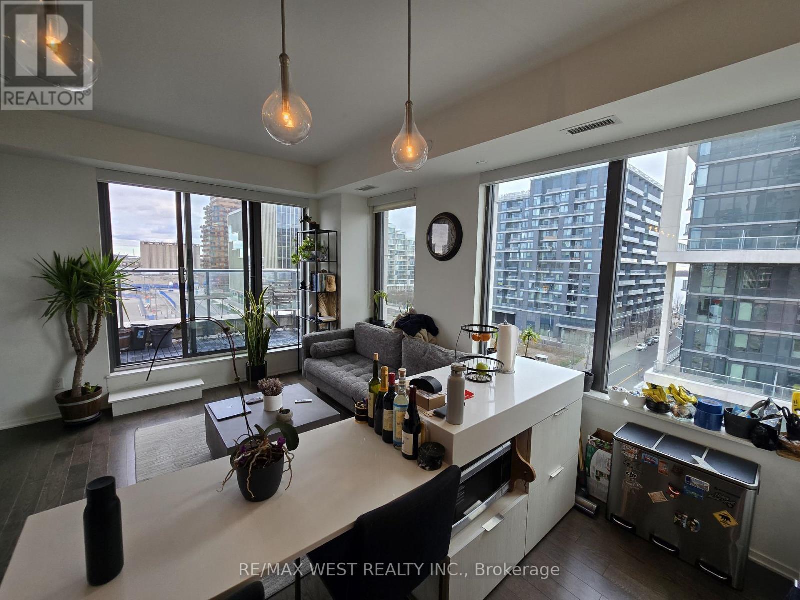 617 - 12 Bonnycastle Street, Toronto, ON - Indoor