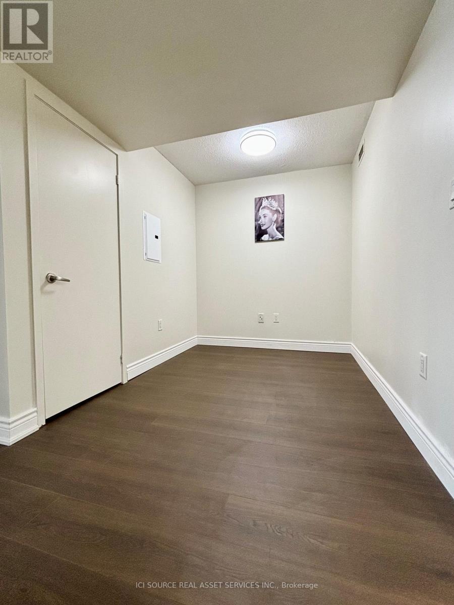 4908 - 11 Brunel Court, Toronto, ON - Indoor Photo Showing Other Room