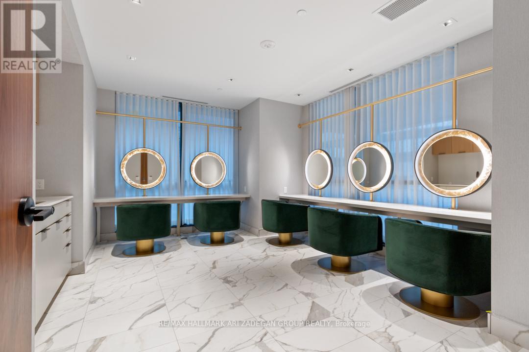 4402 - 327 King Street W, Toronto, ON - Indoor Photo Showing Other Room