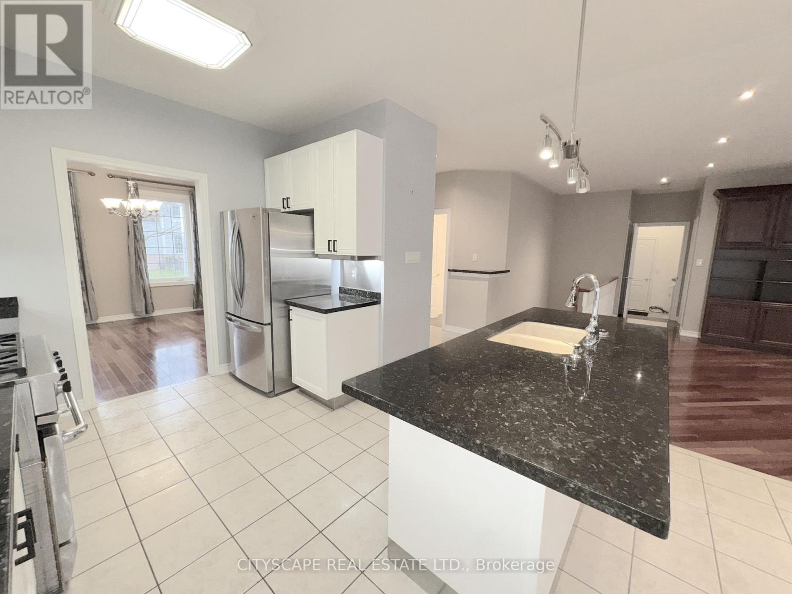 Kitchen - 114 Hoile Drive, Ajax, ON - Indoor Photo Showing Kitchen