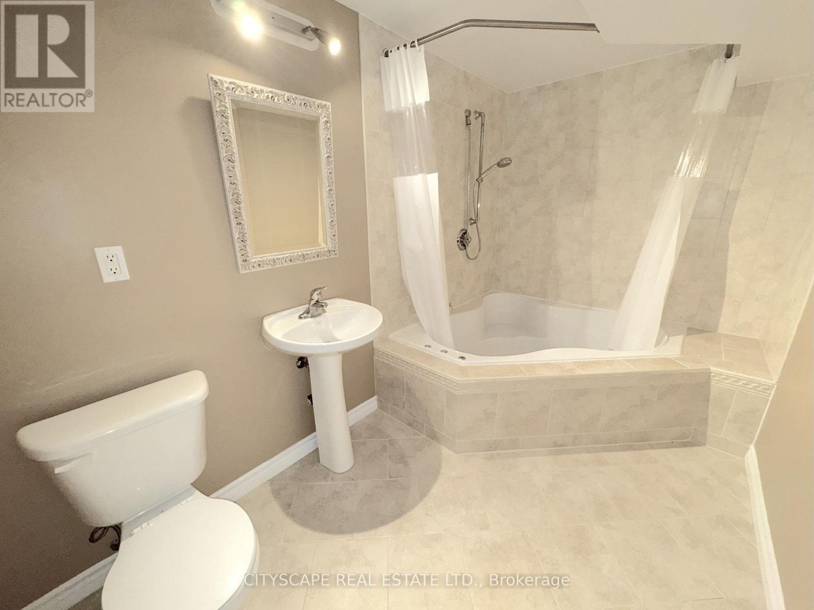 Basement - 4pc Bathroom - 114 Hoile Drive, Ajax, ON - Indoor Photo Showing Bathroom