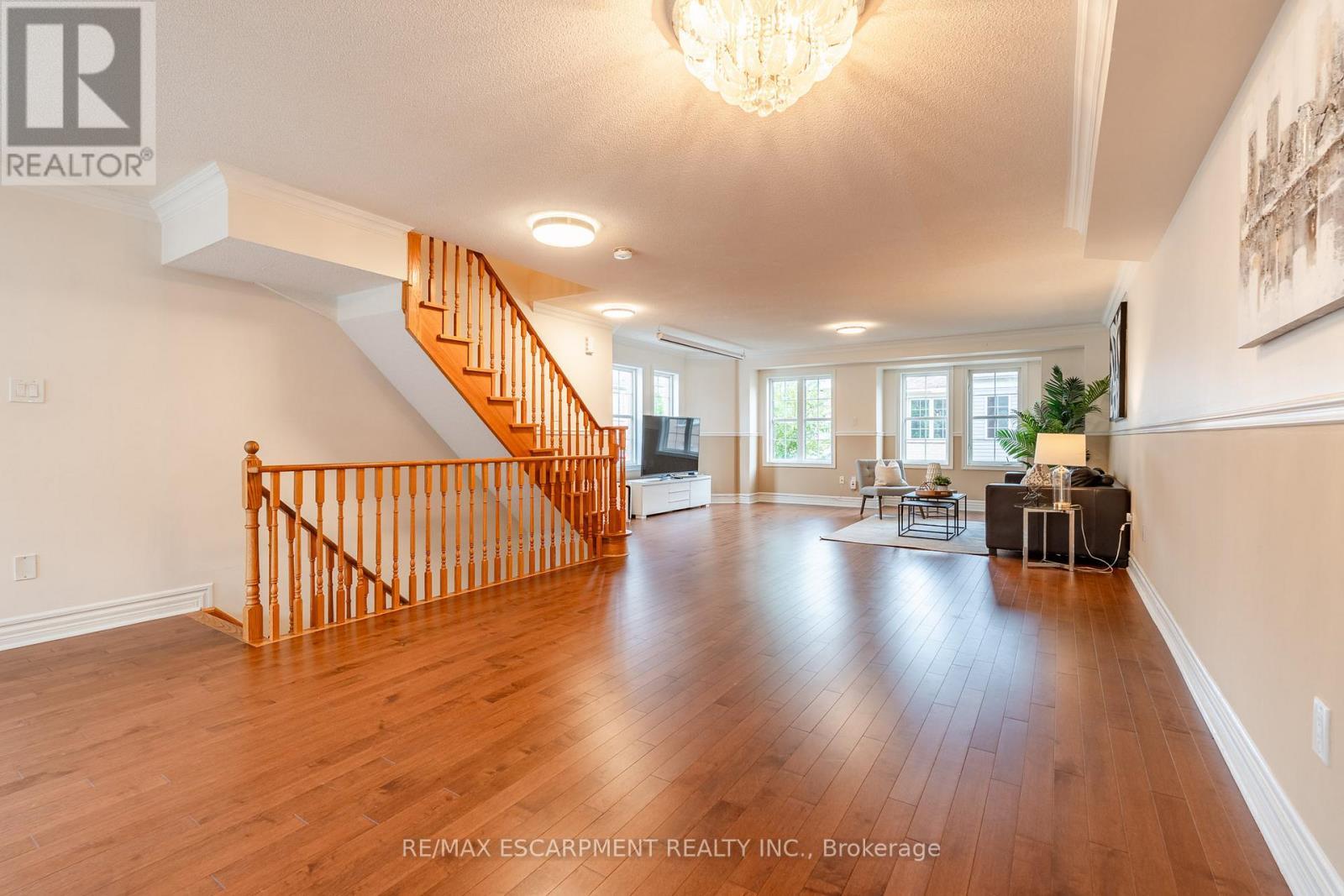 38 Archibald Mews, Toronto, ON - Indoor Photo Showing Other Room