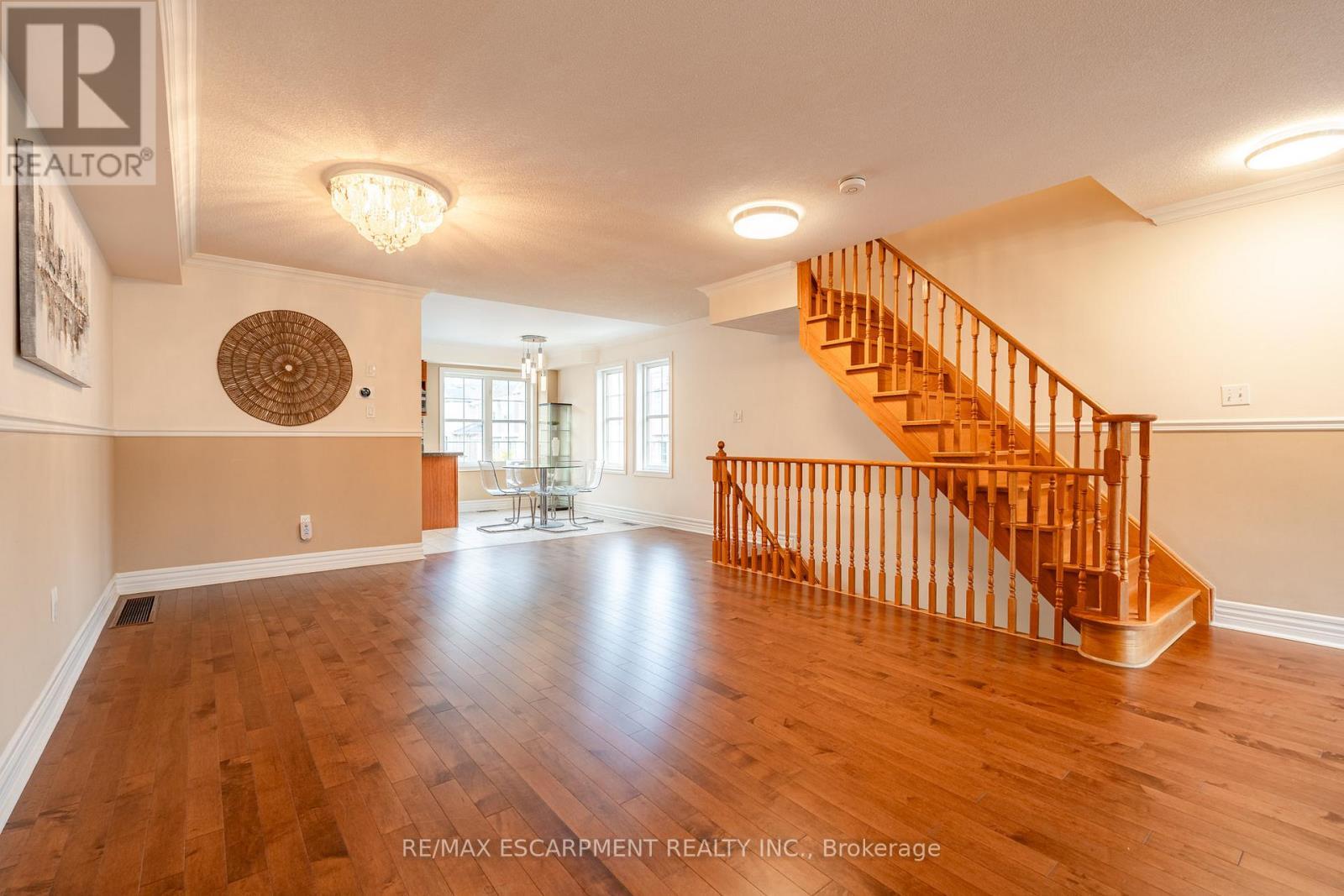 38 Archibald Mews, Toronto, ON - Indoor Photo Showing Other Room