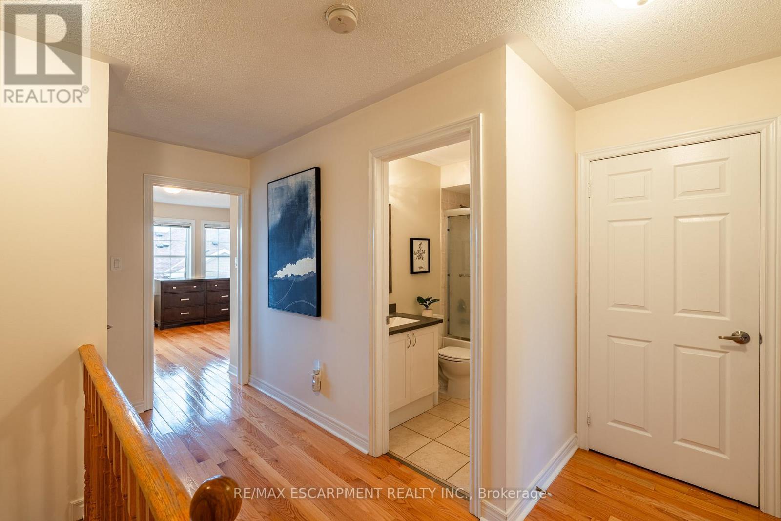 38 Archibald Mews, Toronto, ON - Indoor Photo Showing Other Room