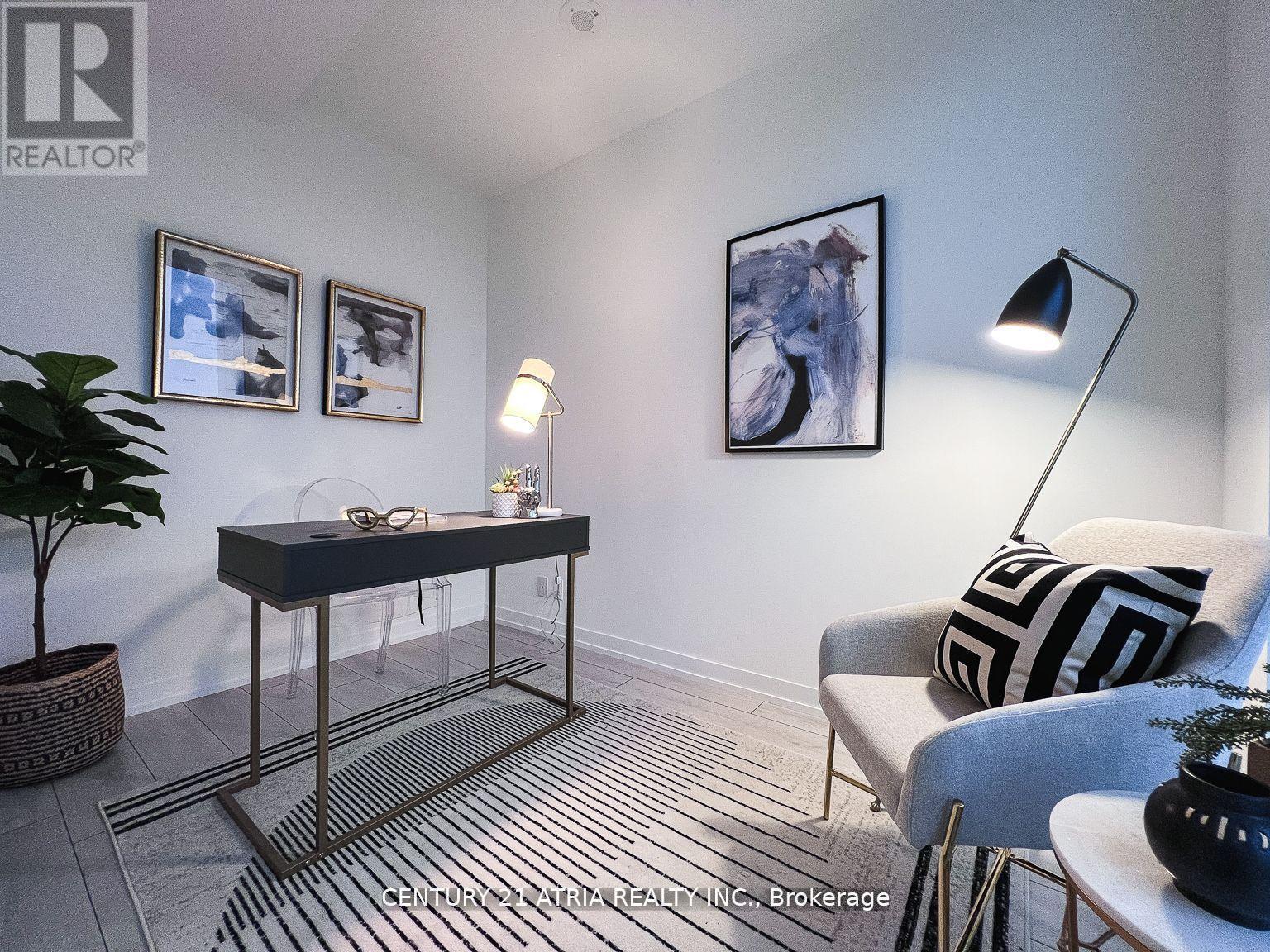 202 - 950 Portage Parkway, Vaughan, ON - Indoor