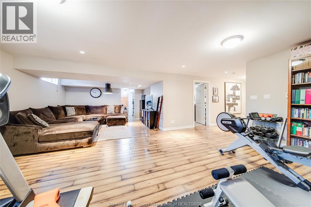 6186 Silver Maple, Lasalle, ON - Indoor Photo Showing Gym Room