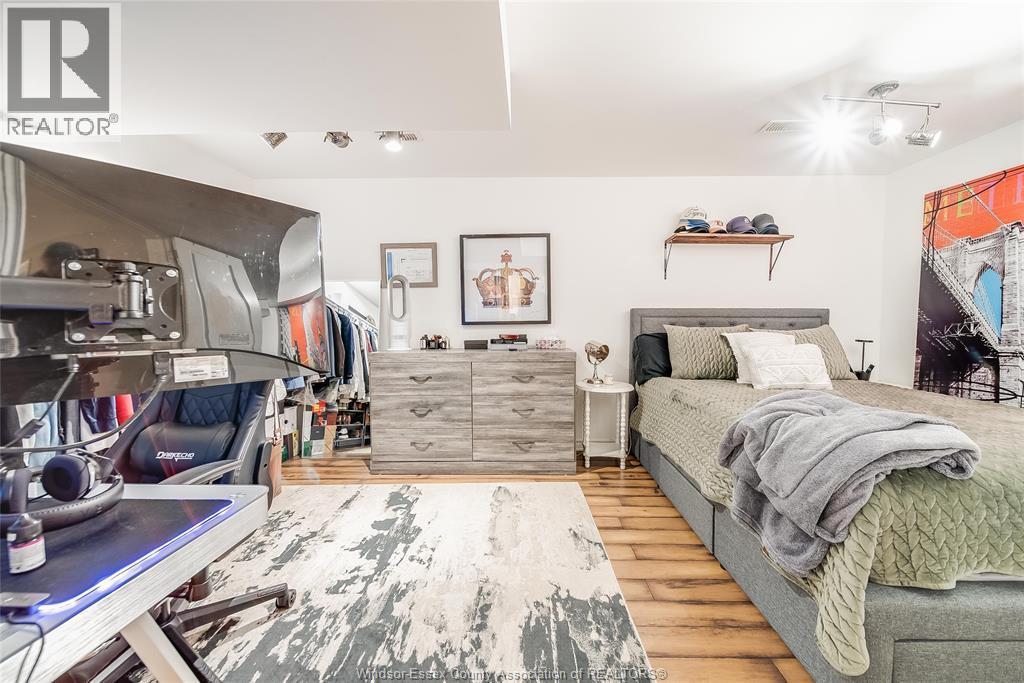 6186 Silver Maple, Lasalle, ON - Indoor Photo Showing Bedroom