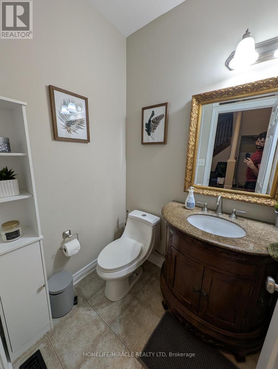 16 - 2019 Trawden Way, Oakville, ON - Indoor Photo Showing Bathroom