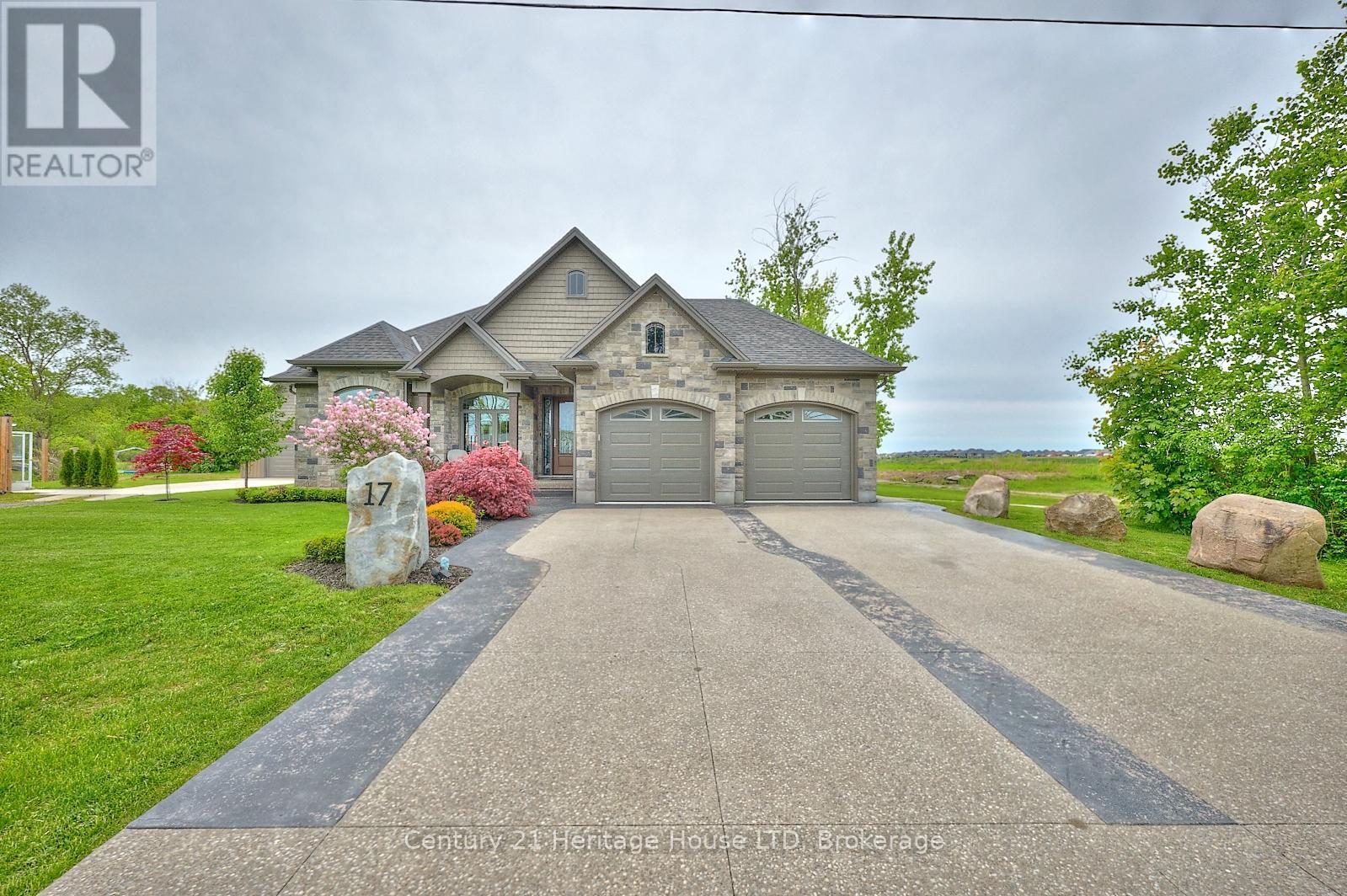 17 Biggar Road, Thorold (Port Robinson), ON - Outdoor