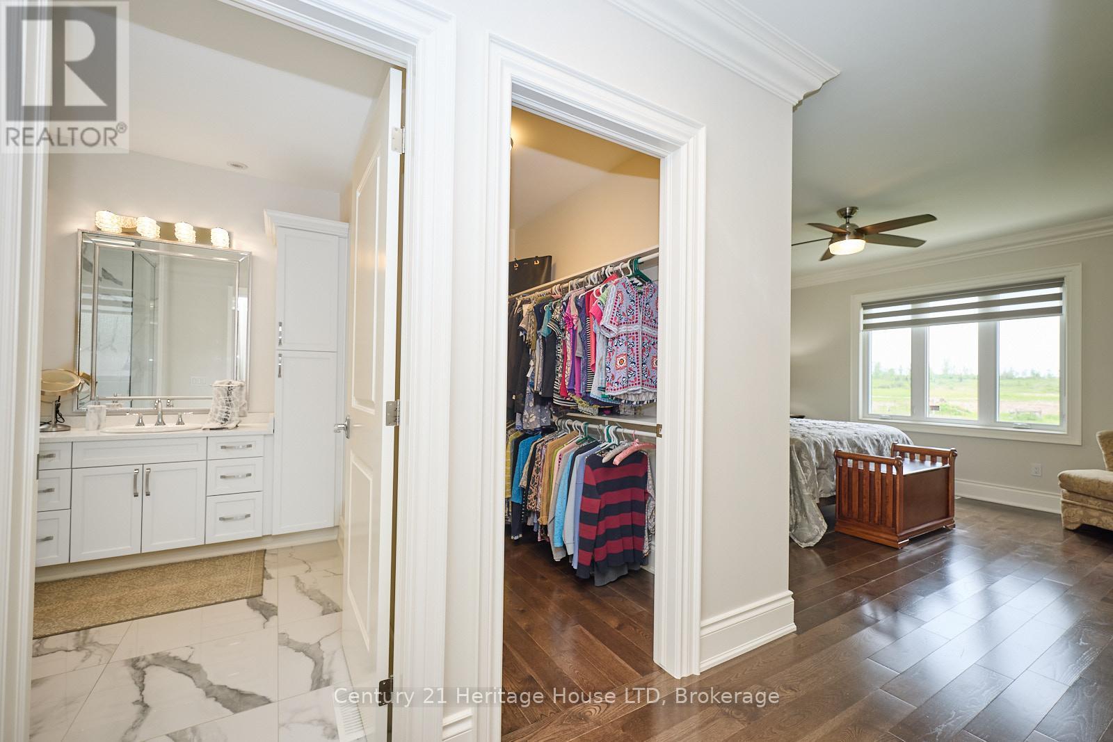 17 Biggar Road, Thorold (Port Robinson), ON - Indoor Photo Showing Bathroom