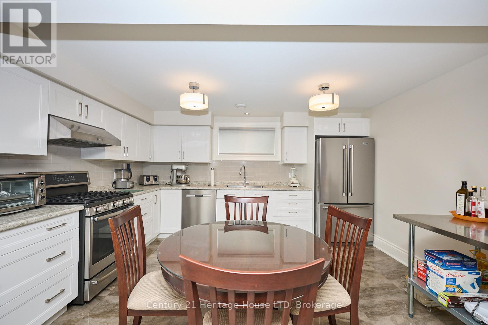 17 Biggar Road, Thorold (Port Robinson), ON - Indoor Photo Showing Other Room