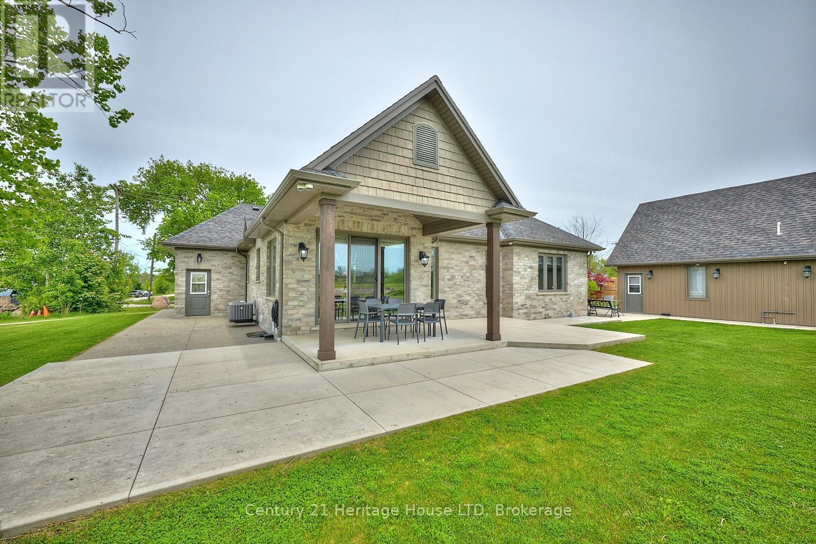 17 Biggar Road, Thorold (Port Robinson), ON - Outdoor