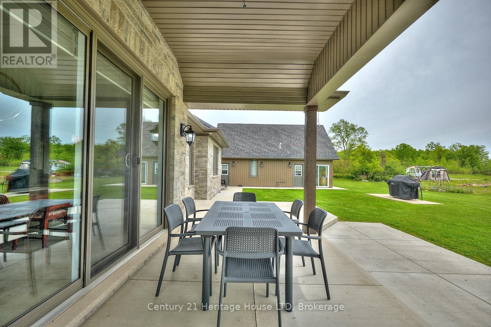 17 Biggar Road, Thorold (Port Robinson), ON - Outdoor With Deck Patio Veranda With Exterior