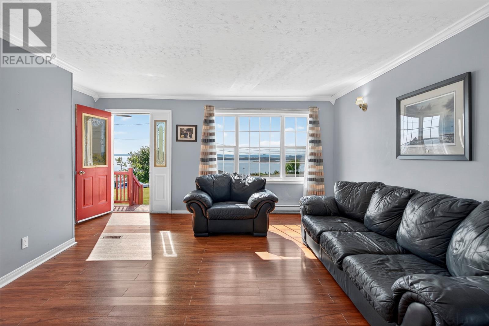 13 Mccarthys Road, Upper Island Cove, NL - Indoor Photo Showing Living Room