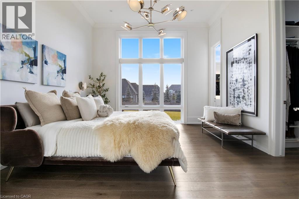 31 Reid Court, Puslinch, ON - Indoor Photo Showing Bedroom