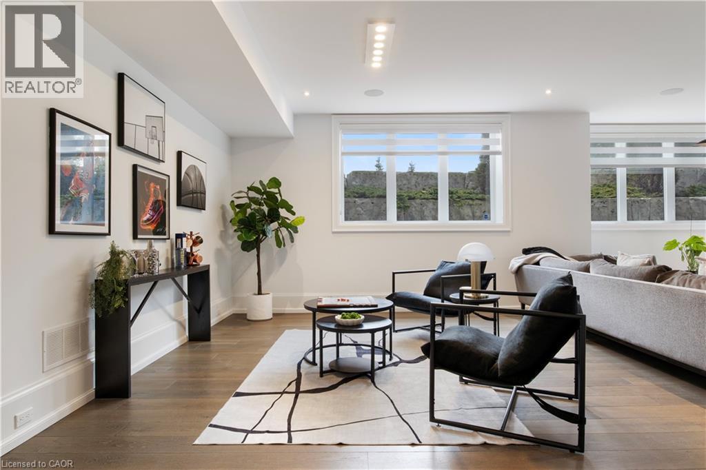 31 Reid Court, Puslinch, ON - Indoor