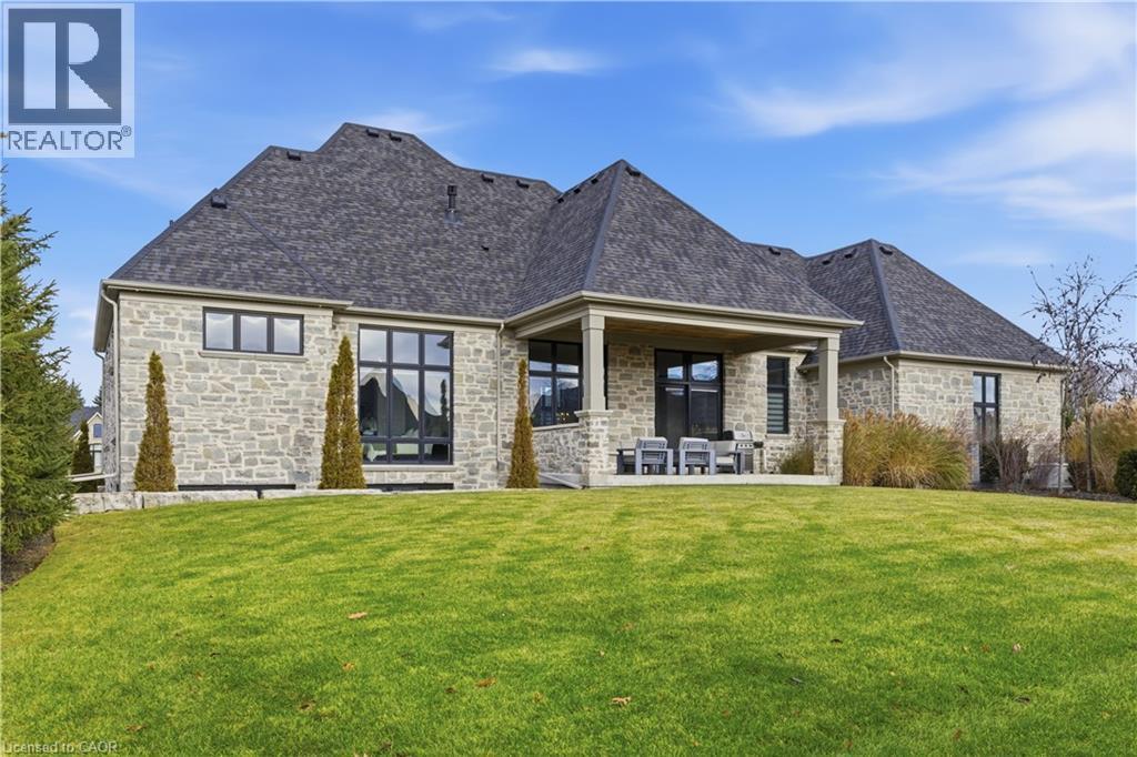 31 Reid Court, Puslinch, ON - Outdoor With Deck Patio Veranda