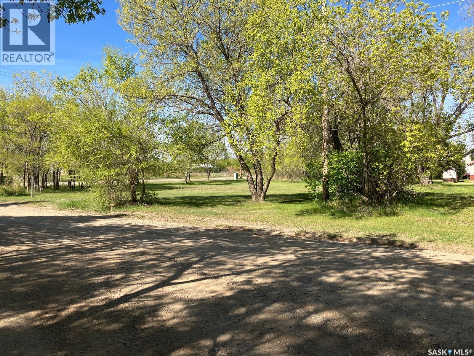 100-104 Princess Street, Nipawin, SK