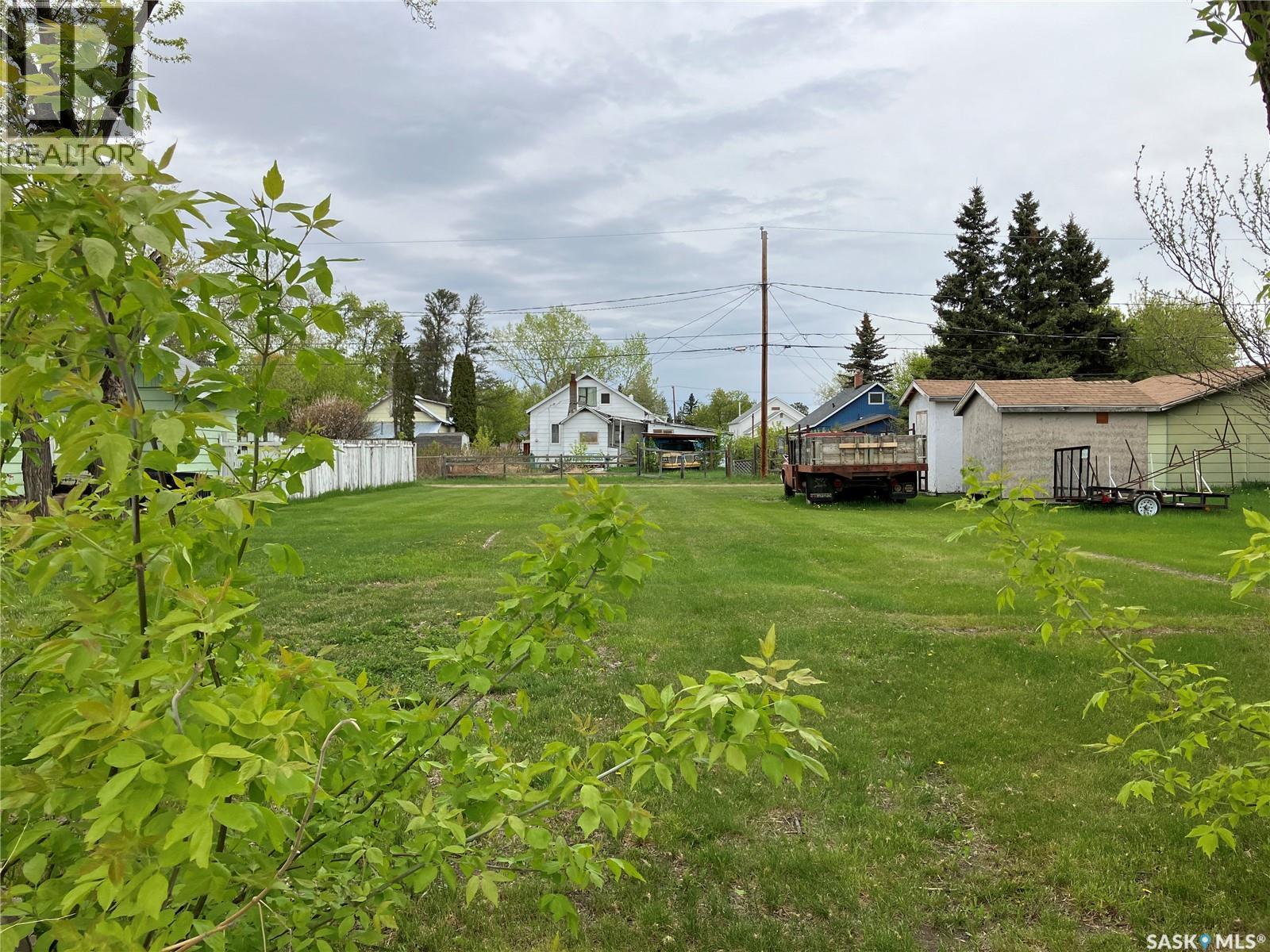 405 8Th Avenue W, Nipawin, SK