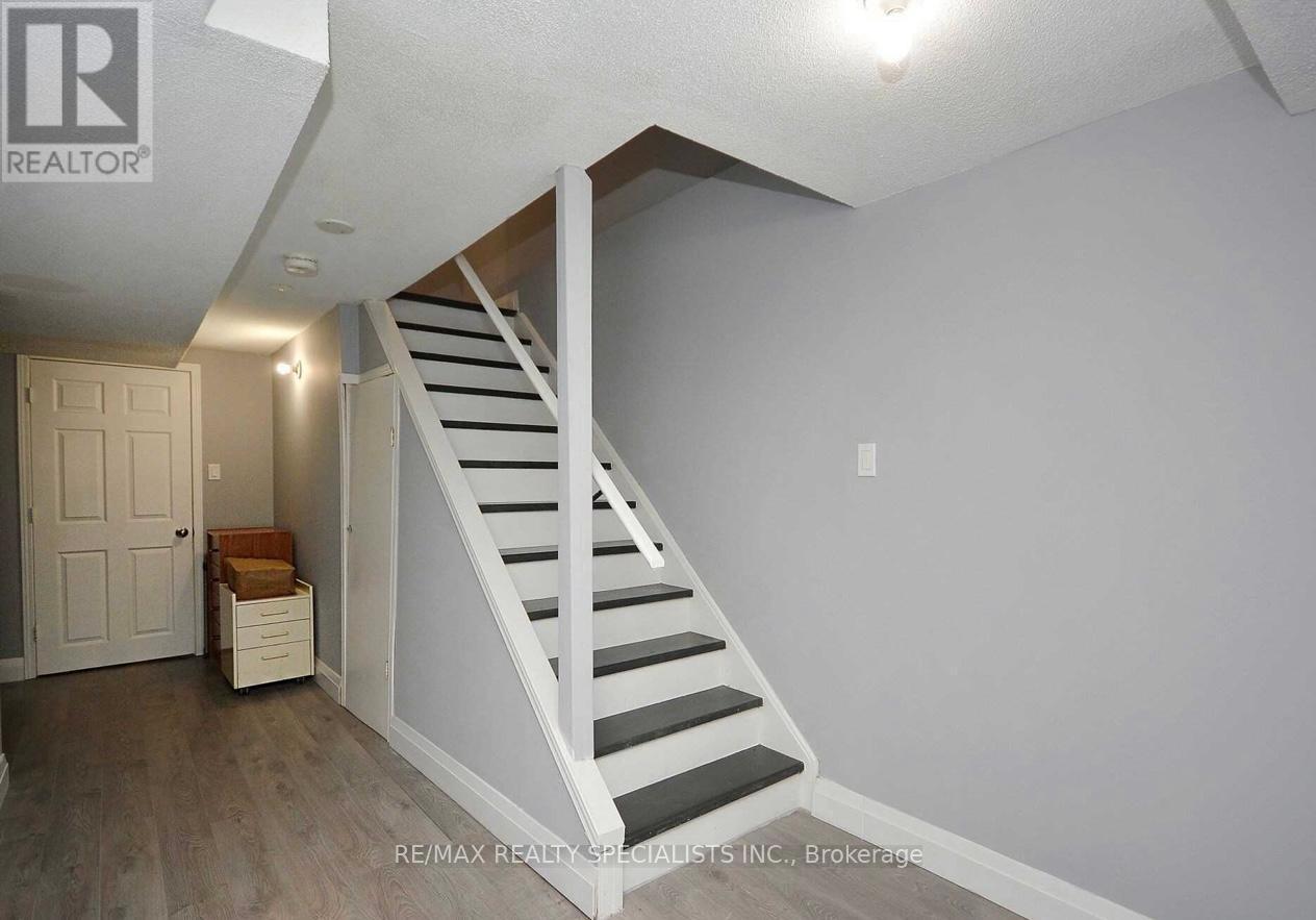 2207 Ridge Landing, Oakville, ON - Indoor Photo Showing Other Room