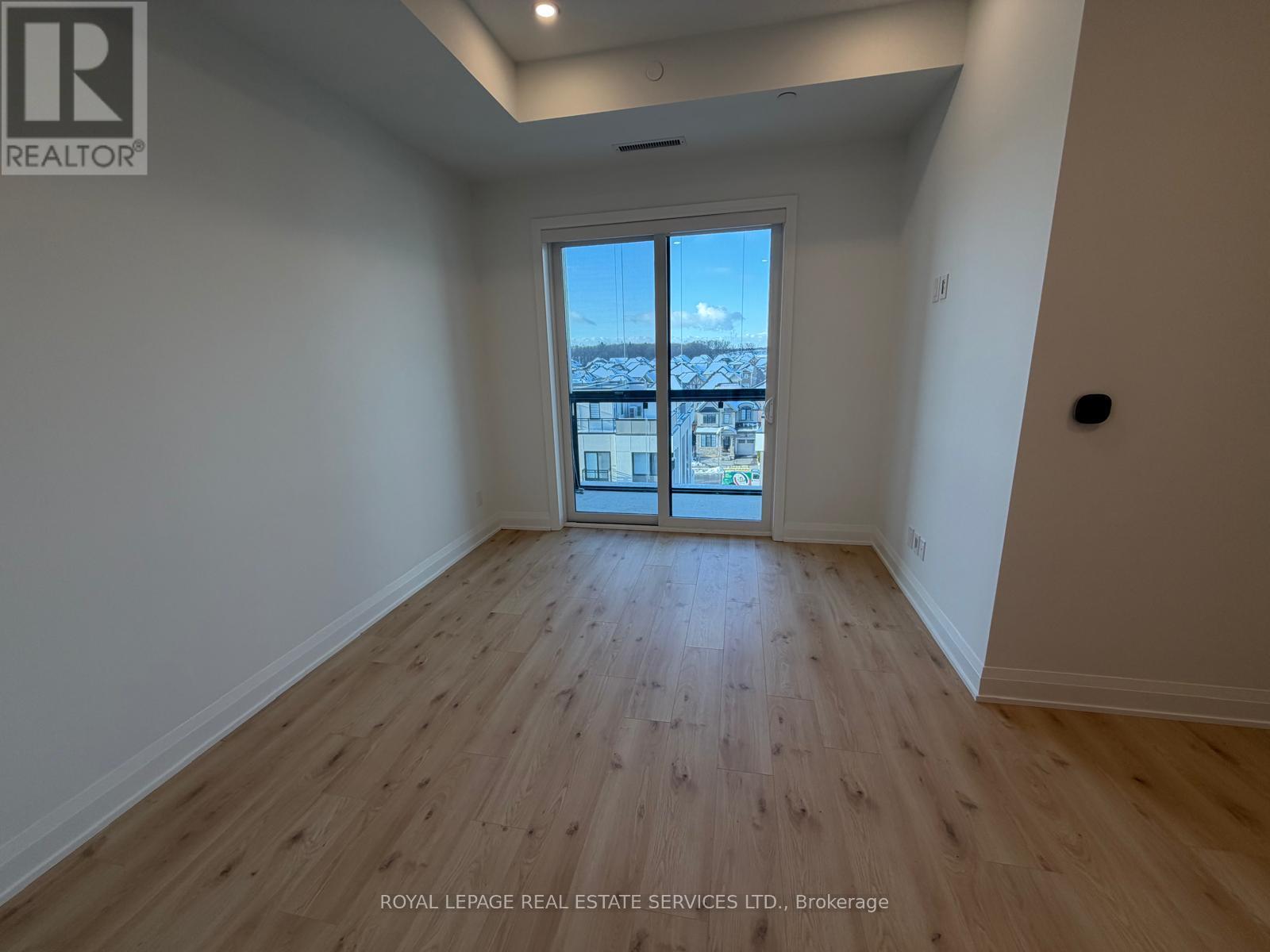516 - 3250 Carding Mill Trail, Oakville, ON - Indoor Photo Showing Other Room