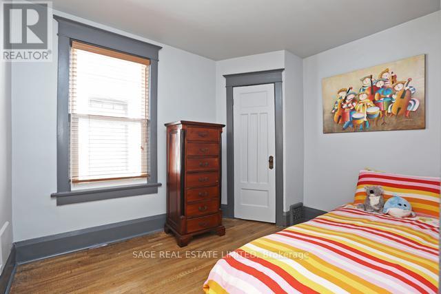 258 Silver Birch Avenue, Toronto, ON - Indoor Photo Showing Bedroom