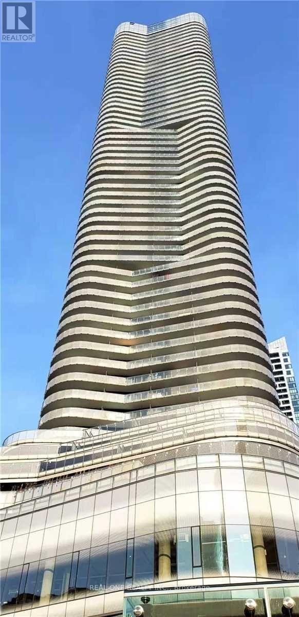 5607 - 11 Wellesley Street W, Toronto, ON -